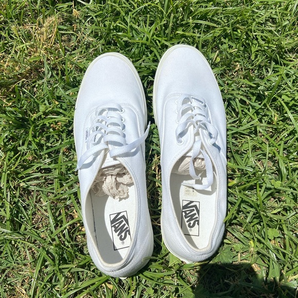 Size 14 brand new White vans - Picture 5 of 5